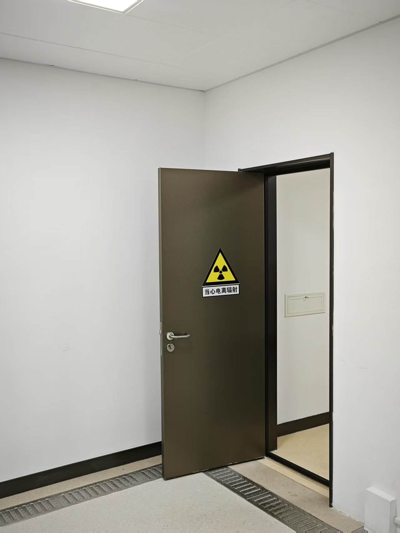 萍乡CT室手动单开防护铅门
